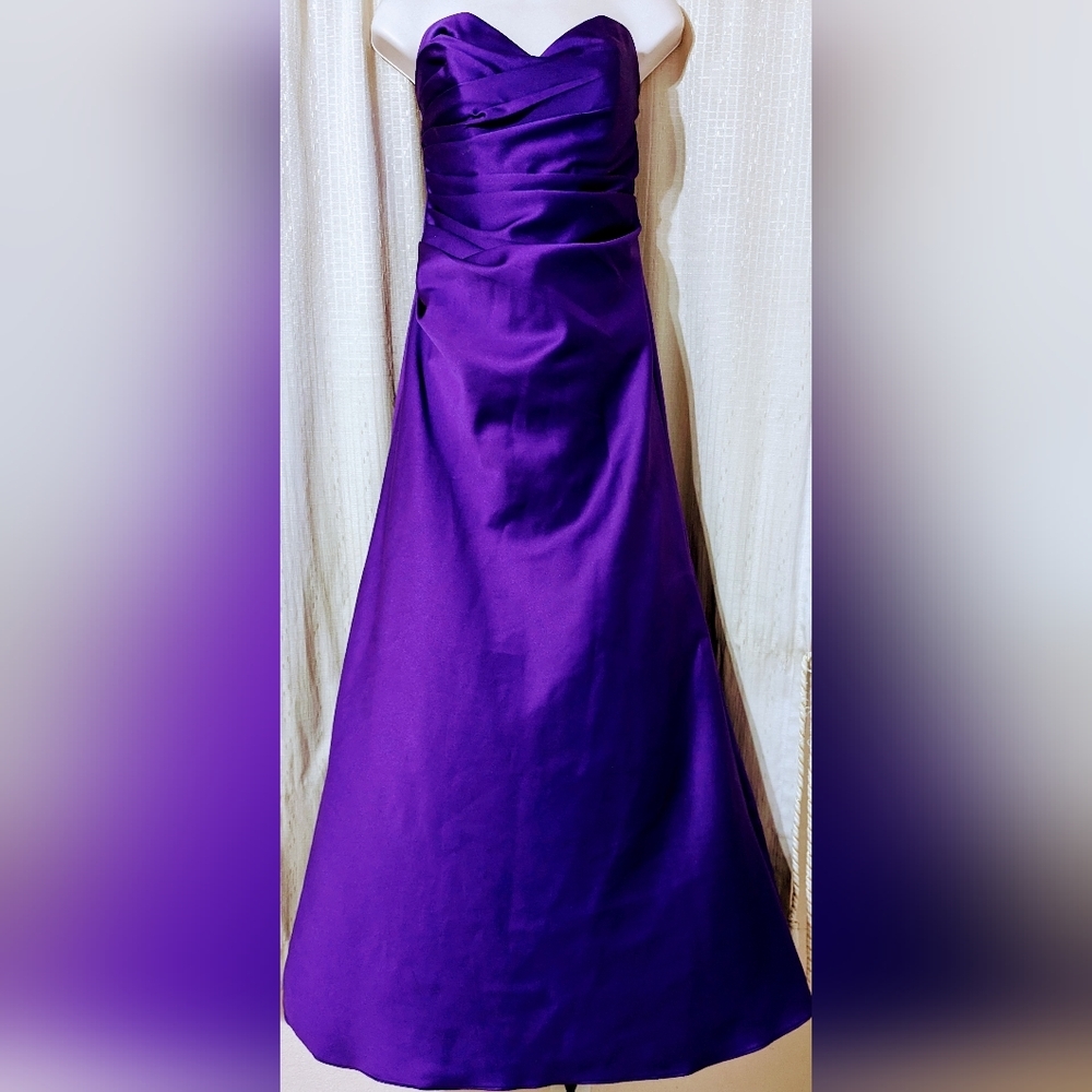 Alfred Angelo strapless formal  purple maxi dress women size 4